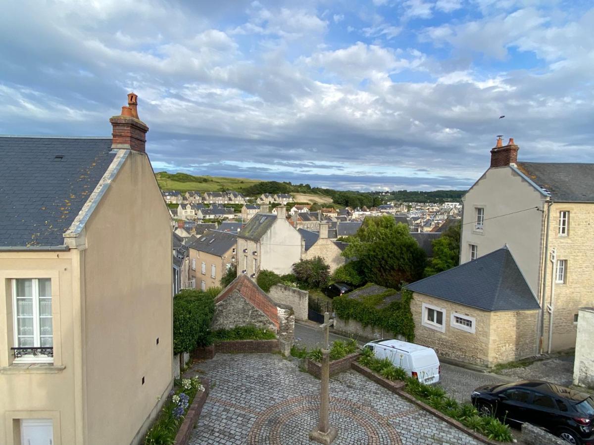 La Maison Bleue Port-en-Bessin-Huppain Kültér fotó